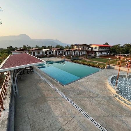 Happy Land Farm Hotel Karjat Kültér fotó