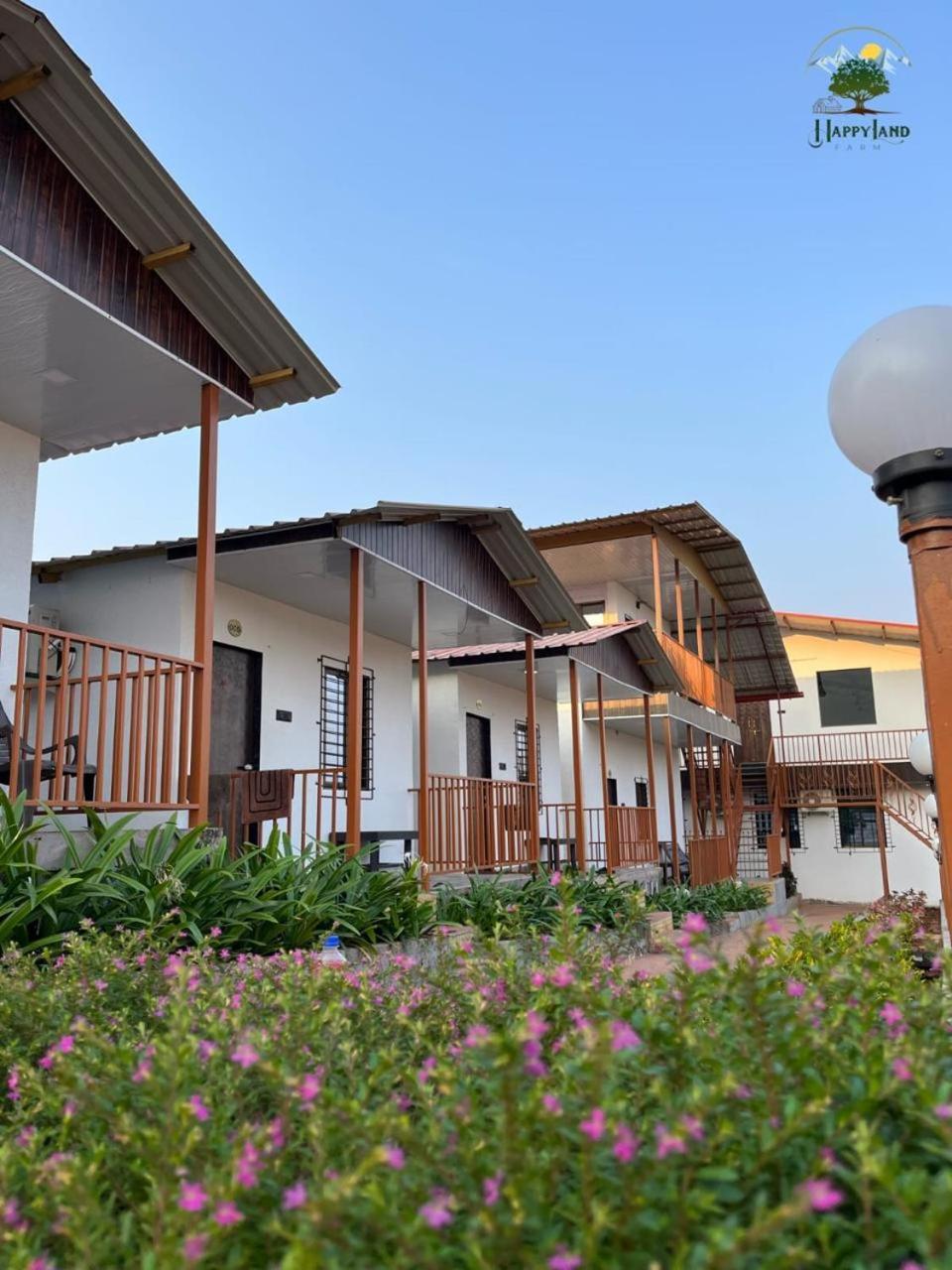 Happy Land Farm Hotel Karjat Kültér fotó