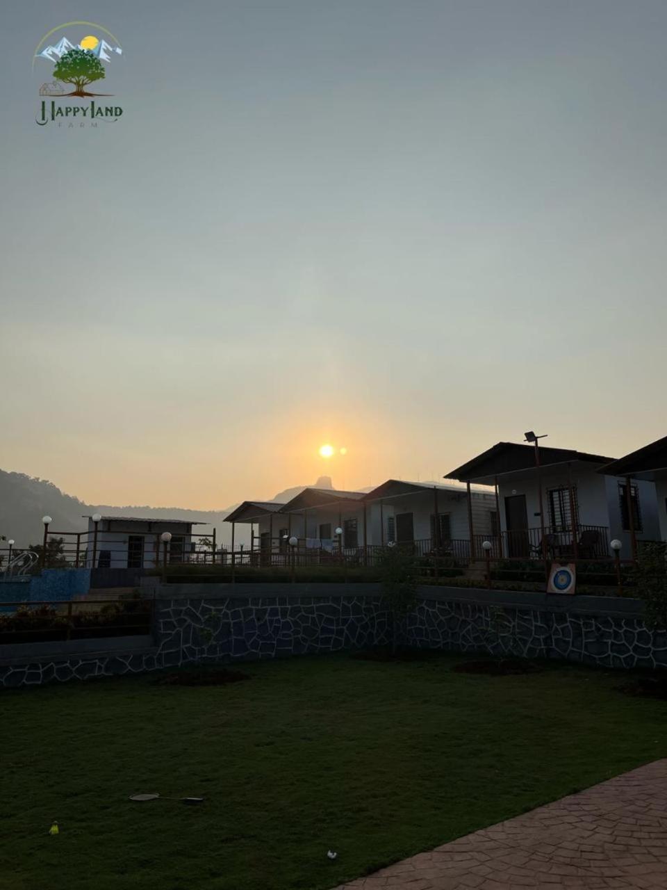 Happy Land Farm Hotel Karjat Kültér fotó